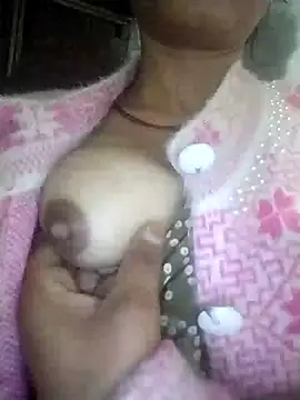 Snapshot of Nasrjfjfjy5578 chatting on 02/07/26, 10:57 Nasrjfjfjy5578 online show from 02/07/26, 10:57