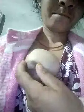 Snapshot of Nasrjfjfjy5578 chatting on 02/23/26, 10:51 Nasrjfjfjy5578 online show from 02/23/26, 10:51