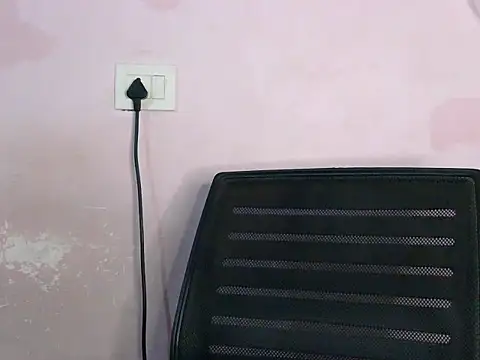 angelpriya  online show from 04/24/26, 07:38