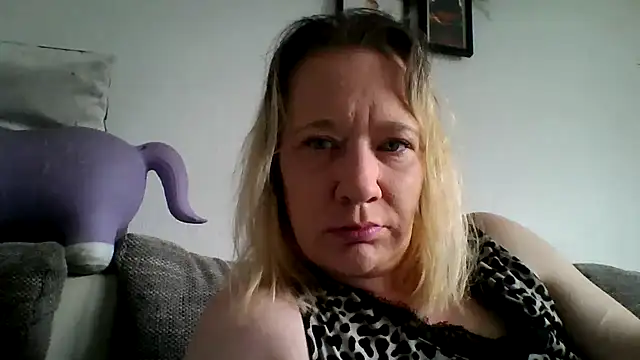 T3ufelsweib online show from 03/11/26, 10:10