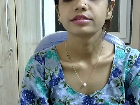 Kulsum S online show from 03/27/26, 01:00
