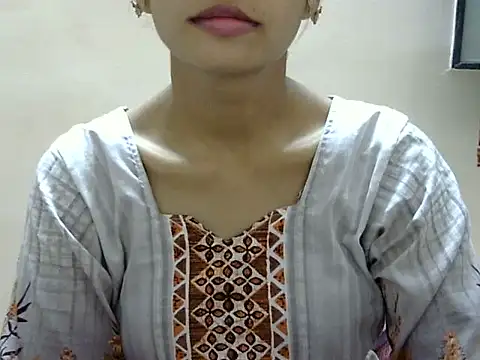 Kulsum S online show from 06/02/26, 01:24