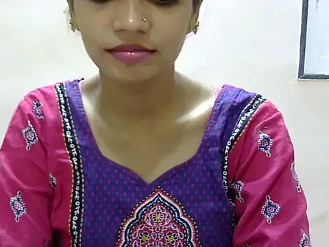 Kulsum S online show from 06/18/26, 01:04