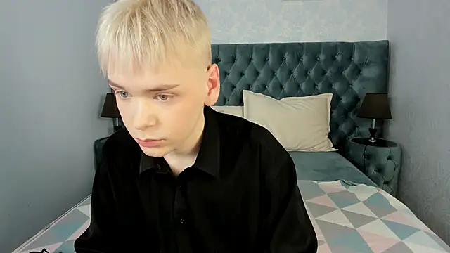 Je Salvatore online show from 02/19/26, 06:31