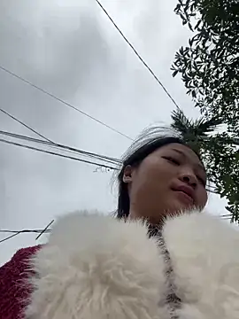 Lyn-be99 online show from 02/13/26, 02:40