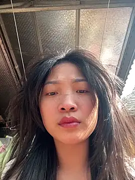 Lyn-be99 online show from 04/06/26, 01:36