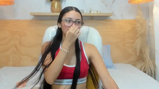 Lasira Thill online show from 02/13/26, 12:12