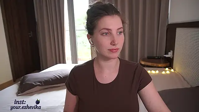 Snapshot of ItsEzheVika chatting on 03/16/26, 09:13 ItsEzheVika online show from 03/16/26, 09:13