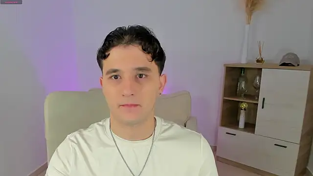 Massimo Fiore online show from 02/07/26, 11:30