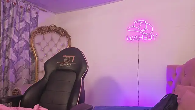 SABRIINA TAY online show from 04/21/26, 03:13