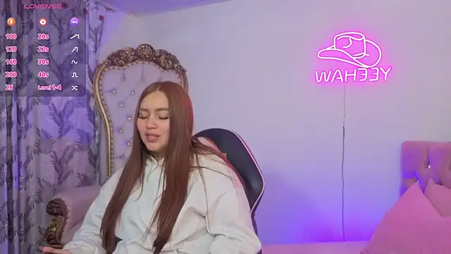 SABRIINA TAY online show from 05/10/26, 03:44