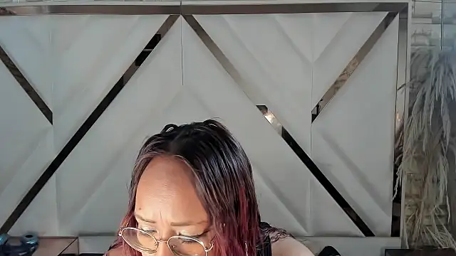 Shara Oz online show from 02/24/26, 02:31