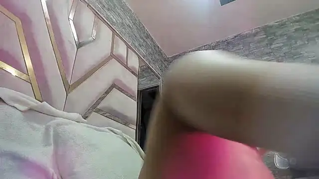 Shara Oz online show from 03/01/26, 03:19