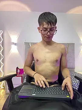 EVAN TAY online show from 03/02/26, 05:19