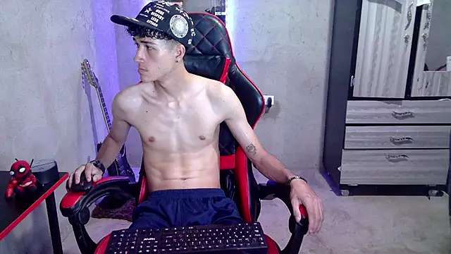 Snapshot of Johnny_cagee_ chatting on 07/24/26, 12:08 Johnny cagee online show from 07/24/26, 12:08