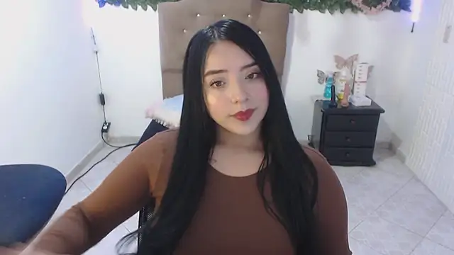 Snapshot of adara_cute_69 chatting on 07/25/26, 04:15 adara cute 69 online show from 07/25/26, 04:15