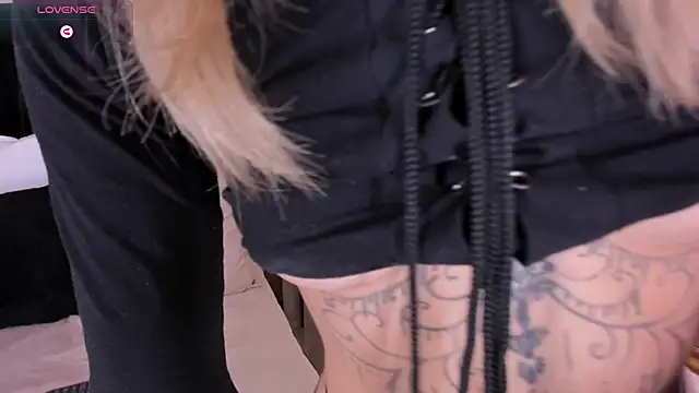 Crystal Rose   online show from 04/12/26, 11:04