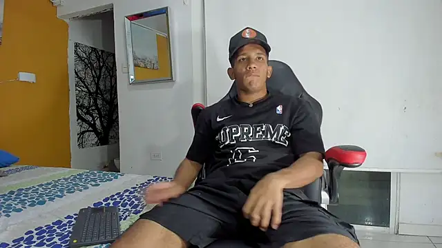 ricky spensar23cm  online show from 03/04/26, 02:17