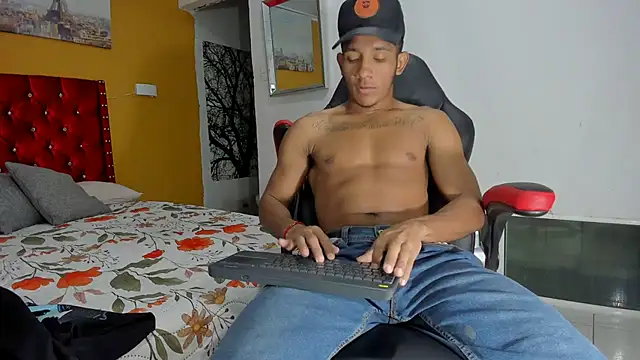 ricky spensar23cm  online show from 03/15/26, 02:17