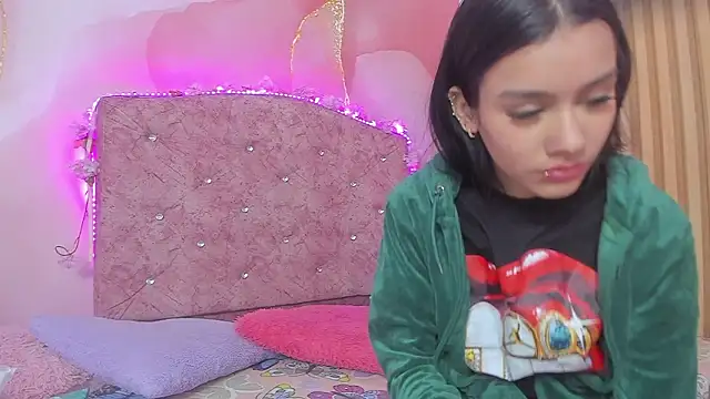 Melanie  Evans online show from 03/16/26, 11:03