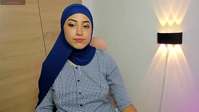 LAY LA  online show from 02/04/26, 10:04