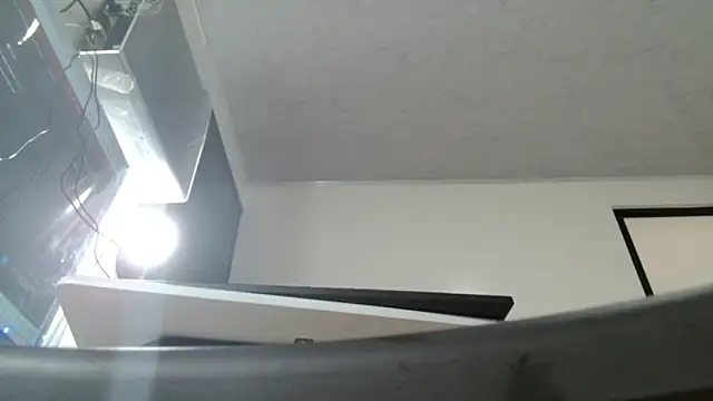 kendal1  online show from 04/21/26, 02:56