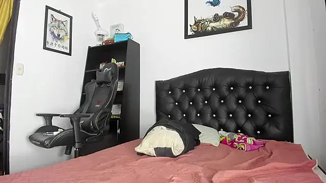 antonella  max online show from 05/15/26, 11:01