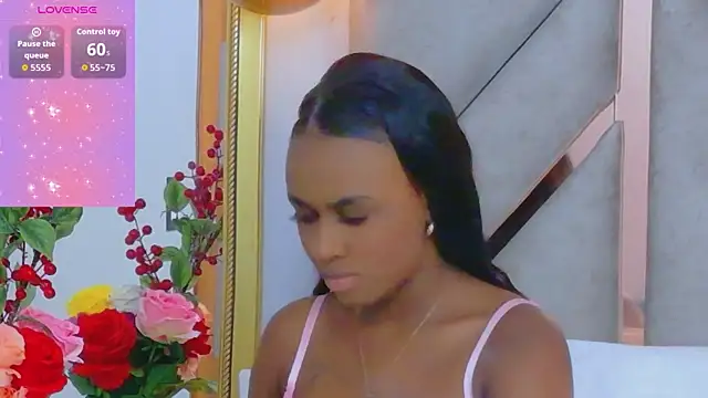 Sally-Noa online show from 02/05/26, 01:16