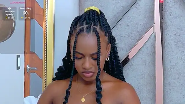 Sally-Noa online show from 04/23/26, 01:35