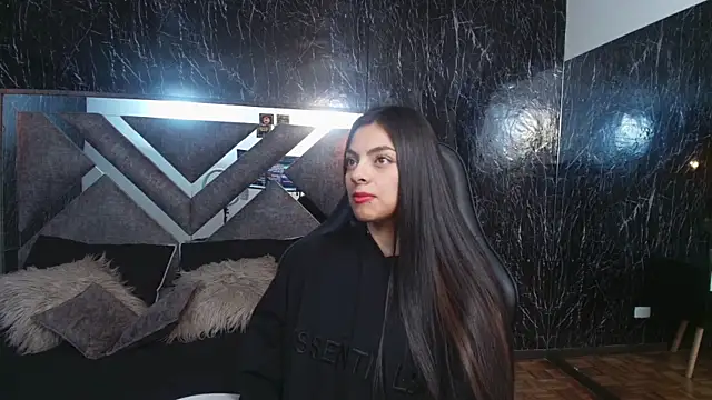 TiffanyMartinez online show from 02/04/26, 11:49