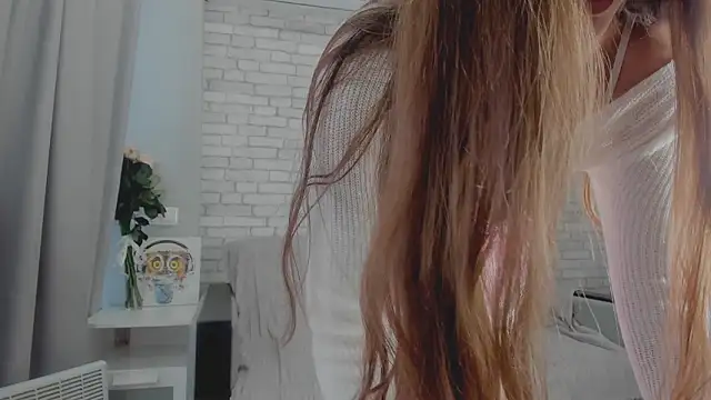 calystria online show from 02/15/26, 07:16