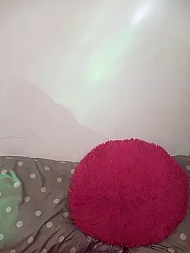 EmiilyFoxx09 online show from 03/05/26, 01:51