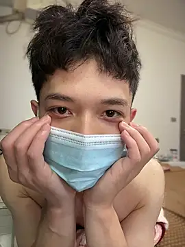 llkiki online show from 04/15/26, 04:08