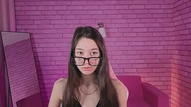 Nicole Brownie online show from 03/15/26, 01:33