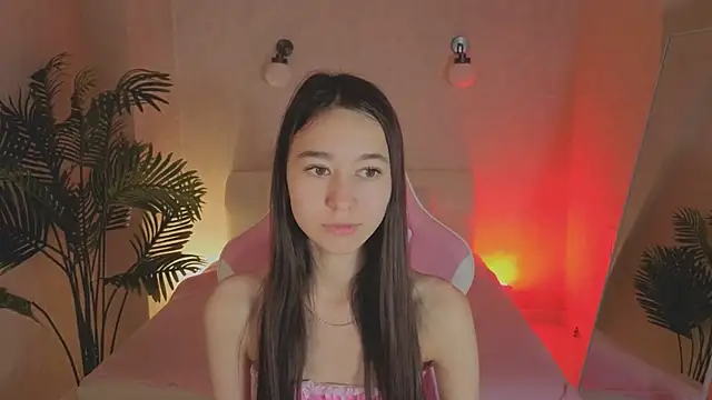 Nicole Brownie online show from 06/04/26, 12:49