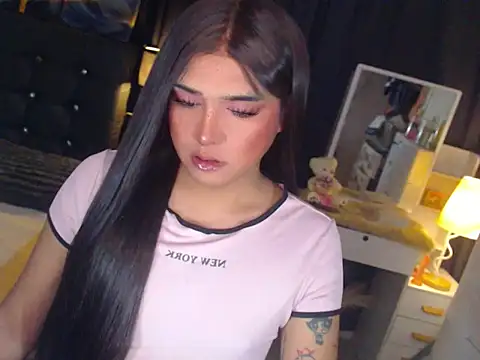 Snapshot of Katezorah chatting on 03/12/26, 06:36 Katezorah online show from 03/12/26, 06:36