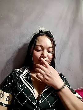 Rose-222 online show from 03/25/26, 05:02