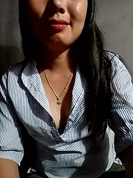 Rose-222 online show from 04/19/26, 05:51