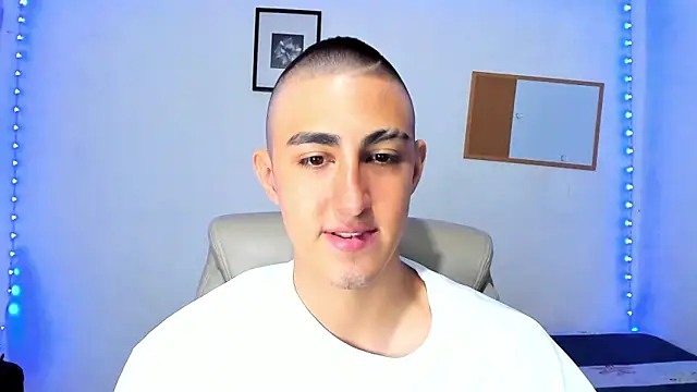 babyted272 online show from 04/18/26, 08:09