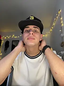 Maximuz1920 online show from 04/07/26, 07:03