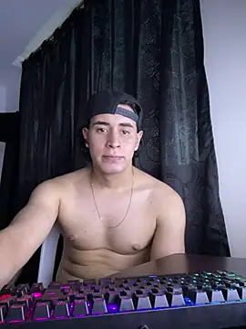 Maximuz1920 online show from 07/12/26, 11:18