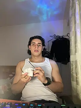 Maximuz1920 online show from 07/16/26, 02:28