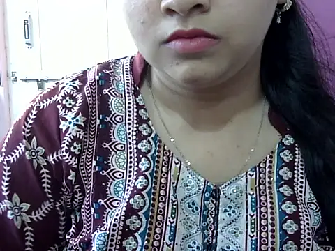 Snapshot of Cute_Aliyaa chatting on 05/09/26, 11:48 Cute Aliyaa online show from 05/09/26, 11:48