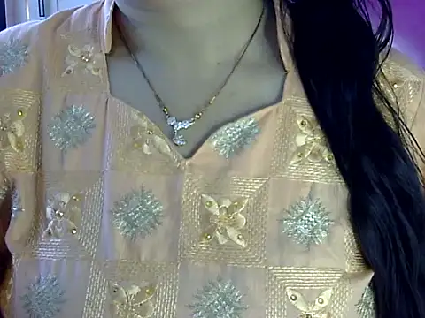 Snapshot of Cute_Aliyaa chatting on 05/31/26, 09:49 Cute Aliyaa online show from 05/31/26, 09:49