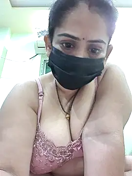 diyam4002 online show from 03/09/26, 01:59