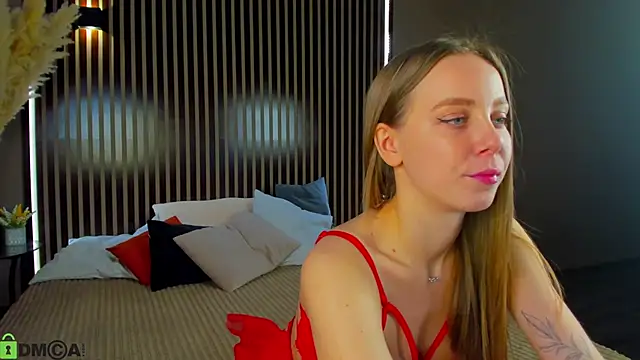 Tesssa Young online show from 02/18/26, 12:17