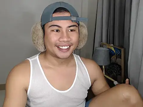 Snapshot of beraldick chatting on 03/02/26, 10:05 beraldick online show from 03/02/26, 10:05