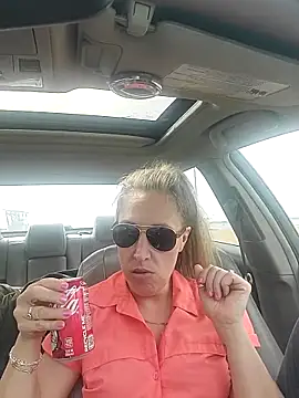 Sunflower0025 online show from 03/15/26, 08:15