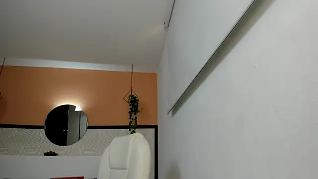 Eva monet online show from 06/26/26, 06:01