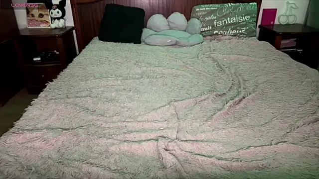 Kiralovessto online show from 04/19/26, 06:10